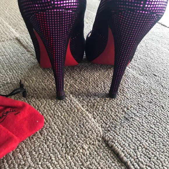 Christian Louboutin Declic Pump | Size:4 - Picture 6 of 8